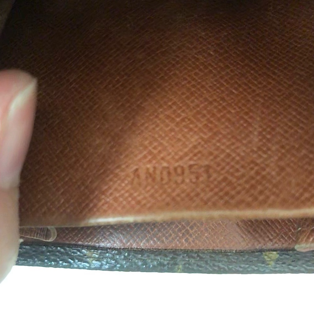 Louis Vuitton Dual Sided Snap Compact Wallet Brown Monogram - Picture 5 of 12